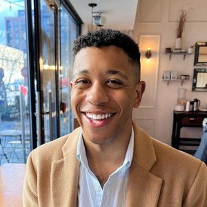 Meet your Posher, Devan